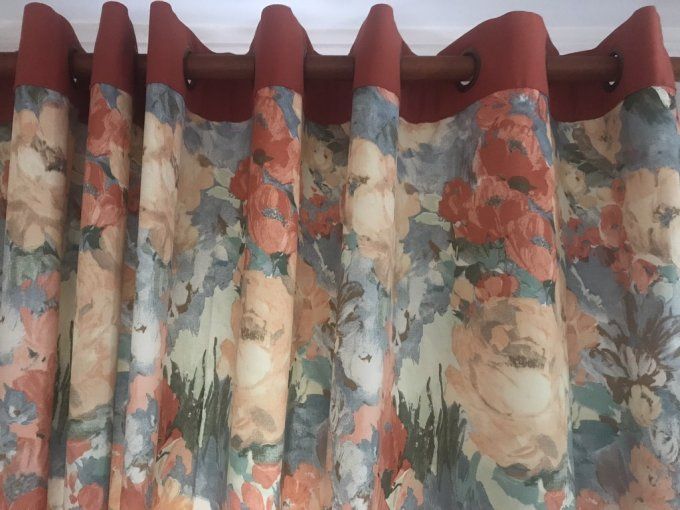 4 Grands doubles rideaux à motif fleuri, Magnifique tissu vintage