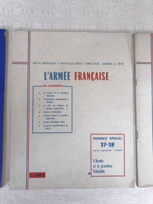 3 anciennes revues mensuelle,  L'armée Française, 1958, 59 et 1960