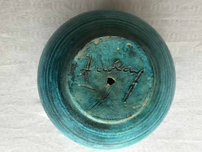 Magnifique pot, céramique Accolay de la série Gauloise, signé