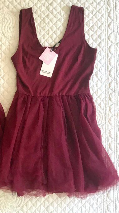 1 Robe de cocktail Naf naf avec jupon en tulle, dos dentelle, Taille L, Neuve