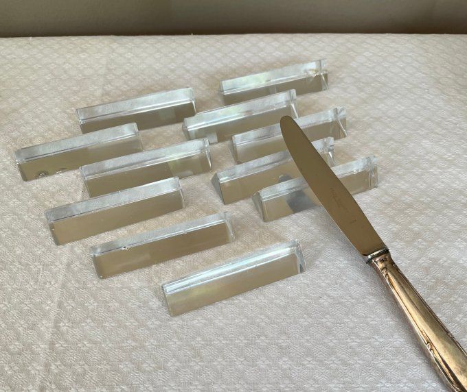 11 Porte-couteaux en verre, cristal