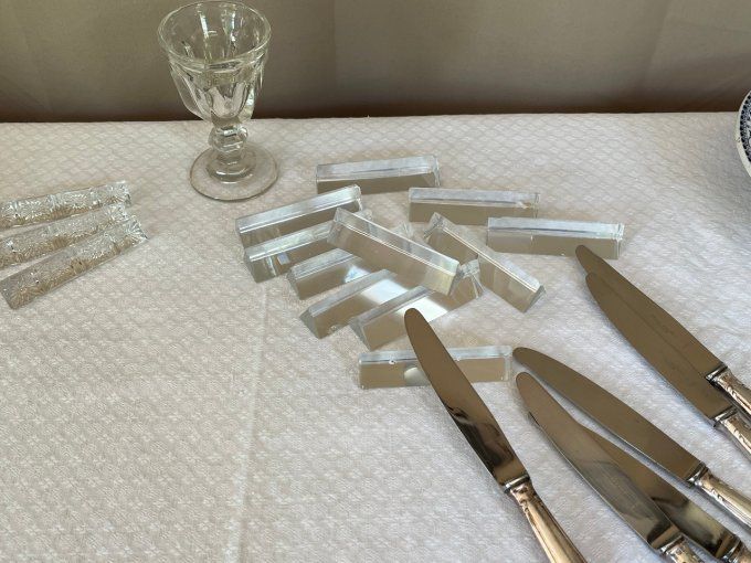 11 Porte-couteaux en verre, cristal