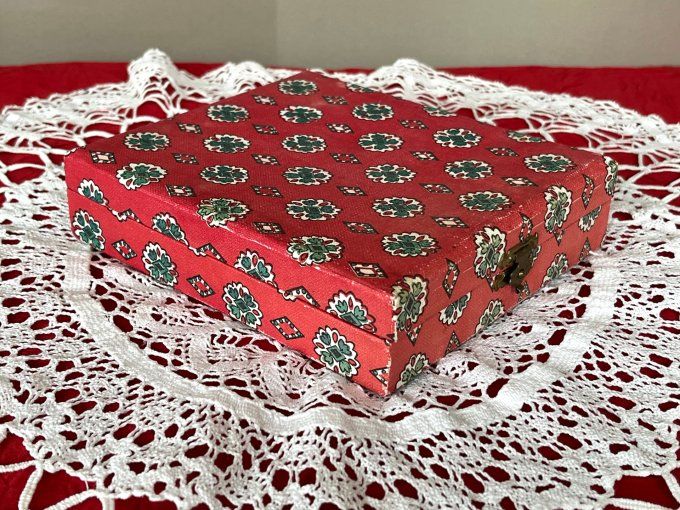 12 fourchettes à dessert vintage en inox – joli coffret – charme d’antan