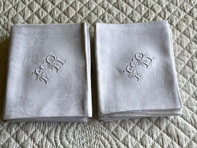 12 serviettes anciennes en tissu damassé, monogramme FR