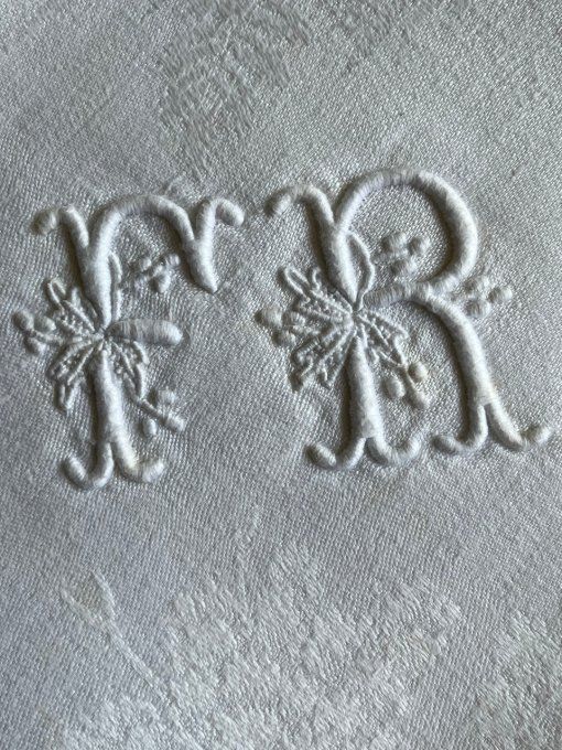 12 serviettes anciennes en tissu damassé, monogramme FR