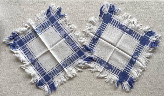 12 Serviettes de tables anciennes, tissu en coton bleu et blanc
