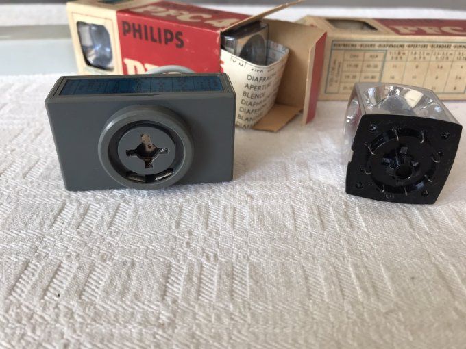 2 Boites de 3 Flashcube Philips + Adaptateur de flash pour appareil photo, Vintage