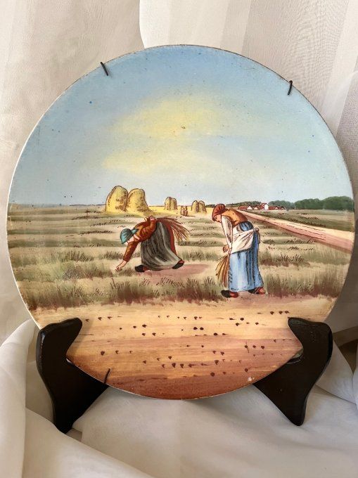 2 assiettes décoratives, reproductions de Millet, par Jean POUYAT, 1890/1920