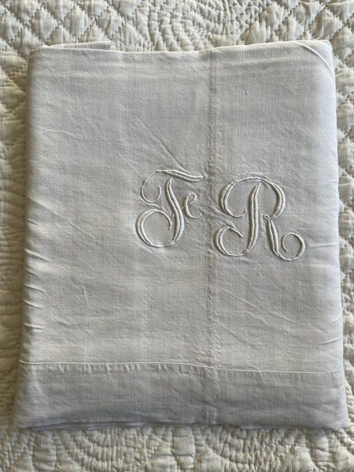 3- Grand drap ancien en lin Brodé FR