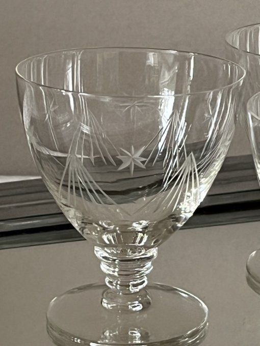 Service de 6 petits verres à liqueur anciens en cristal taillé – Époque Art Déco