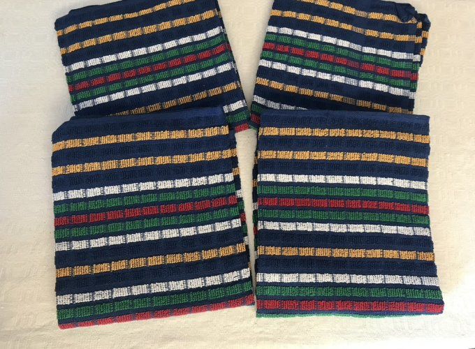 4 serviettes de toilette vintage, neuves