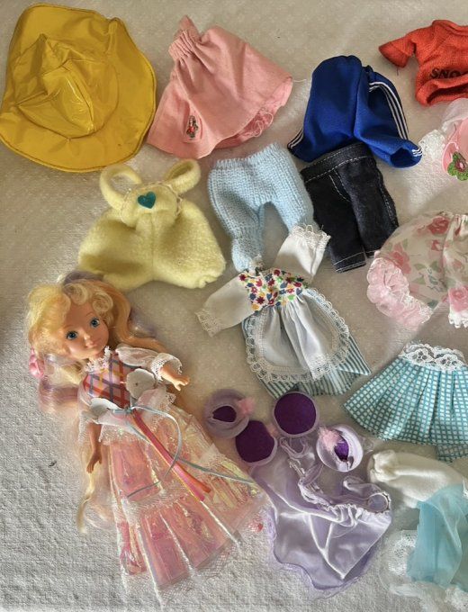Poupée vintage, 1986, Lady Lovely Locks, Dame Boucleline, avec lot de vêtements