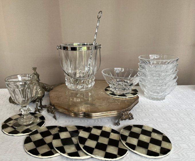 6 Sous-verres, décor damier noir et blanc, nacre coquille de Capiz