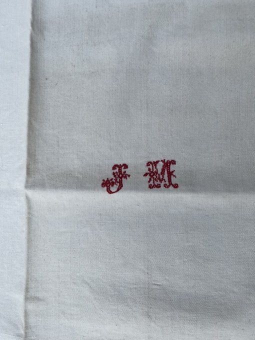 Ancienne nappe de vigneron utilisée aux moments des  vendanges, Monogramme JM