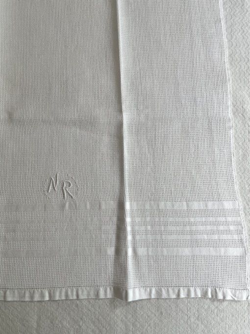 12 Serviettes de toilette blanches, nid d'abeille, brodées NR, Neuves