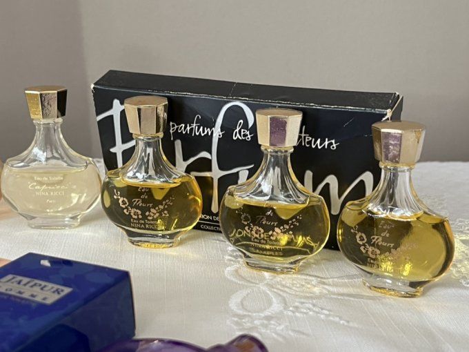Lot de miniatures de parfum anciennes flacons coffrets et échantillons Collection