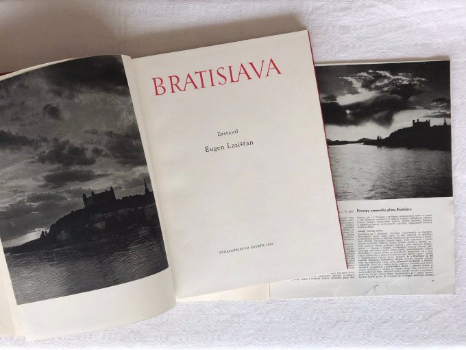 RARE ! Livre Bratislava,Eugen Lazistan, 1965 + revue Construction de Bratislava 1963