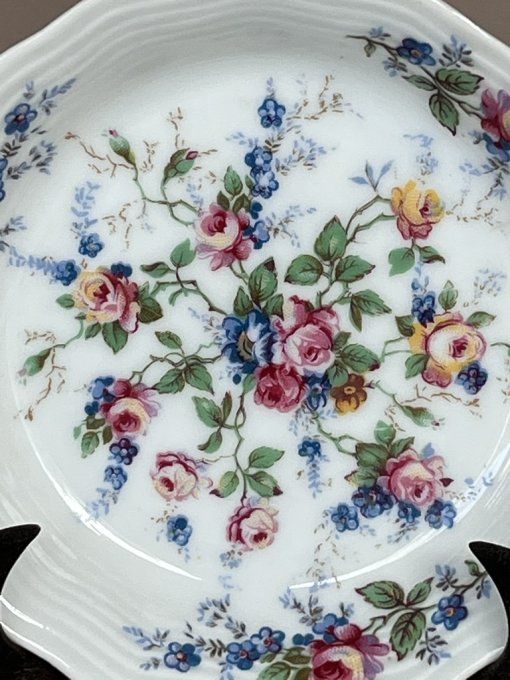 Petite Assiette fleurie, Décorative Limoges France et son Support