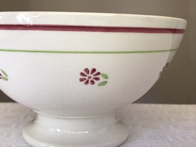 Ancien bol grand modèle, petites fleurs, gien