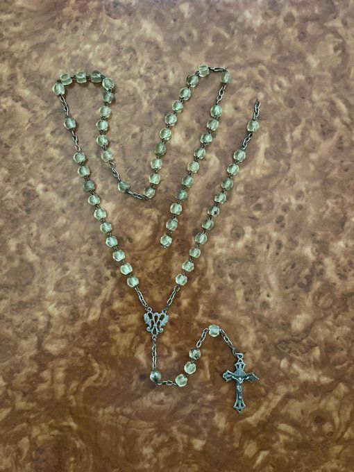 Ancien chapelet catholique en ouraline et métal argenté perles facettées