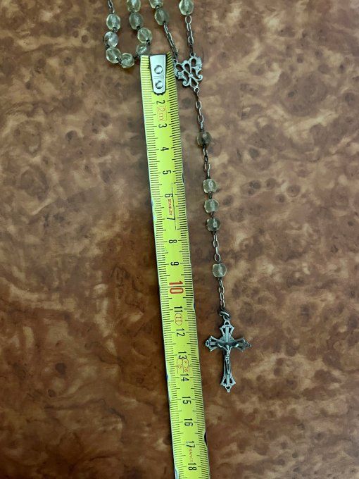 Ancien chapelet catholique en ouraline et métal argenté perles facettées
