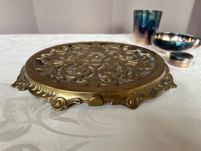 Ancien Dessous de Plat Laiton Ajouré Ciselé façon Dentelle