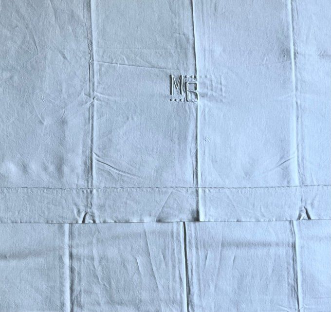 Ancien drap blanc en fil de lin, broderie, monogramme MB