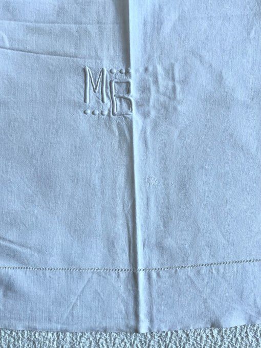 Ancien drap blanc en fil de lin, broderie, monogramme MB