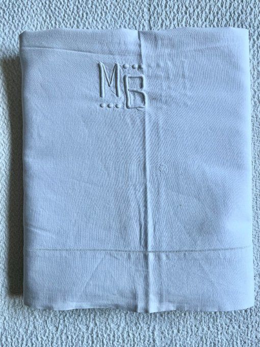 Ancien drap blanc en fil de lin, broderie, monogramme MB