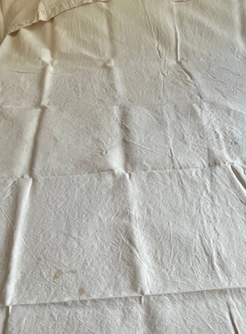 Ancien grand drap en métis brodé, monogramme DB