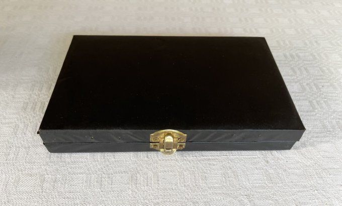 Ancien jeu de domino dans son coffret en simili cuir