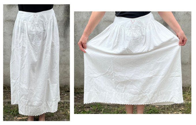 Ancien jupon / jupe en coton structuré, monogramme FR