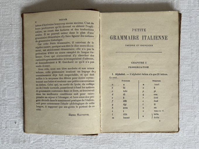 Livre Petite grammaire Italienne, Librairie hachette et Cie, 1915