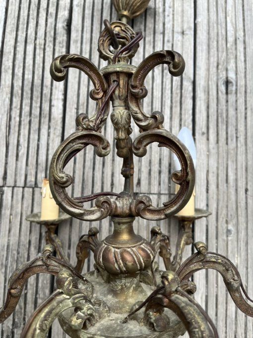 Ancien lustre suspension 6 bras de style Louis XV en bronze ou laiton patiné