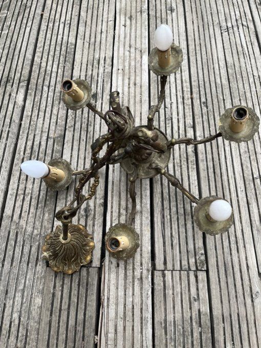 Ancien lustre suspension 6 bras de style Louis XV en bronze ou laiton patiné