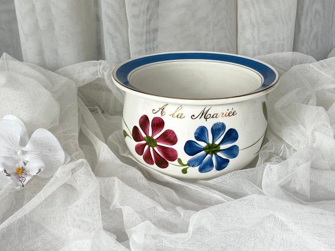 Ancien pot de chambre "À la mariée" en terre de fer - Digoin-Sarreguemines - Fin XIXe siècle
