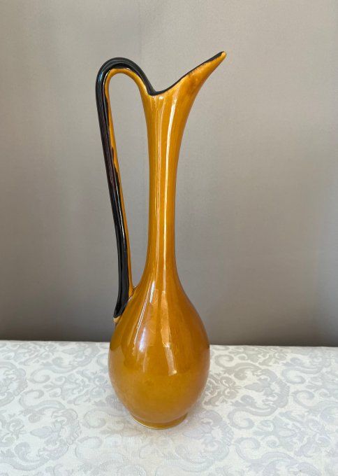 Ancien vase pichet / soliflore en céramique estampillé Cigogne par Claude Paci