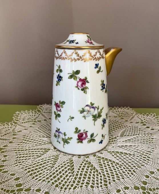 Ancienne chocolatière en porcelaine de la Maison Delvaux