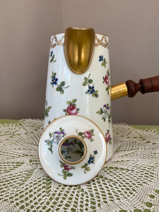 Ancienne chocolatière en porcelaine de la Maison Delvaux