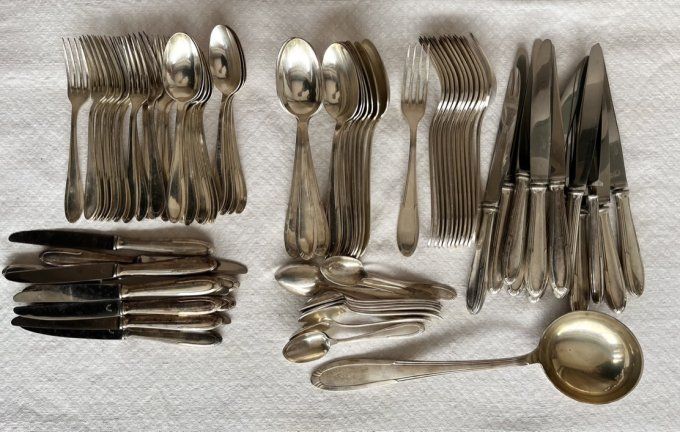 Ancienne ménagère en métal argenté, art déco, 84 pièces, poiçon Albert Frionnet