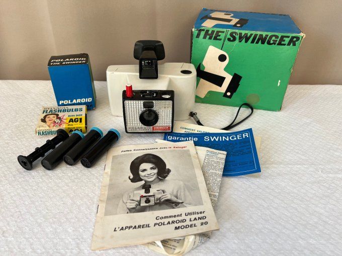 Appareil photo Polaroid Swinger Model 20 dans son carton d'origine, Vintage