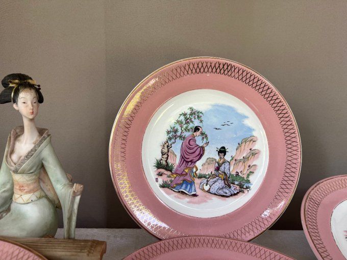 Assiettes anciennes St Amand Céranord semi vitrifié modèle Butterfly au décor japonais, contour rose