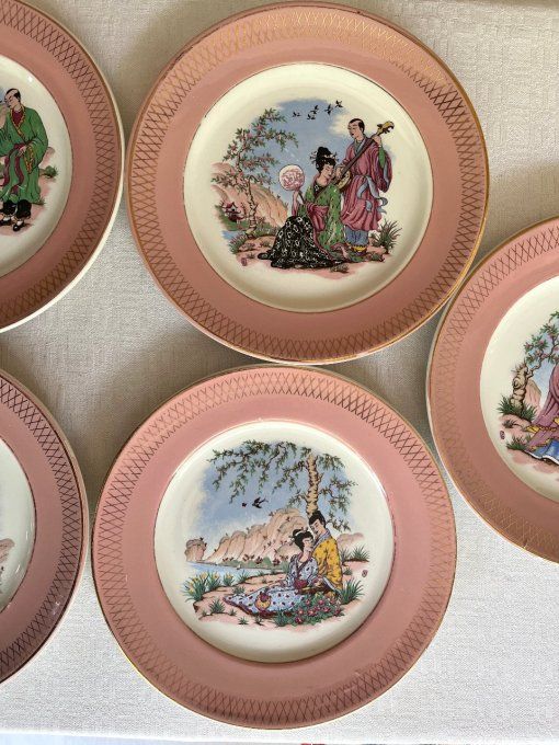 Assiettes anciennes St Amand Céranord semi vitrifié modèle Butterfly au décor japonais, contour rose