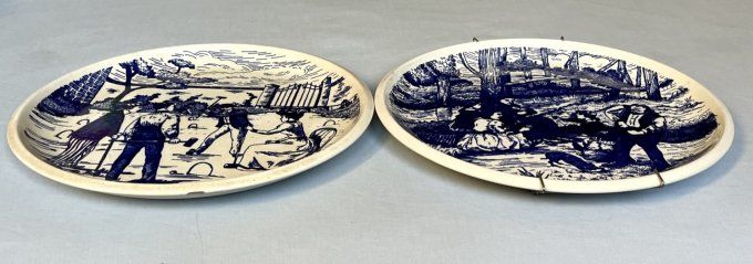 Assiettes murales, Boch Manufacture Royale La Louvière, Belgium,  style bleu de Delft
