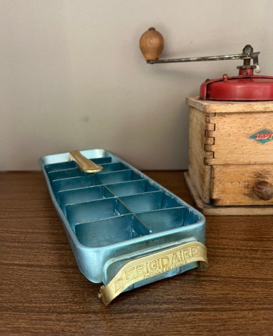 Bac à glaçons Quickcube, Frigidaire, vintage années 50/70