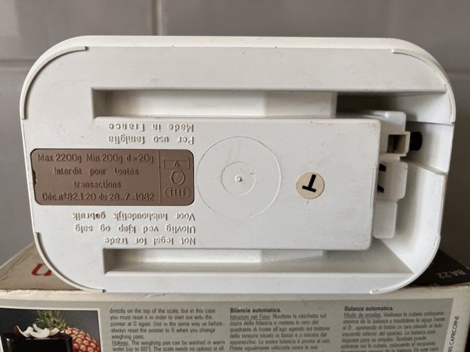 Balance de cuisine blanche, Teraillon vintage, carton d'origine, Années 80