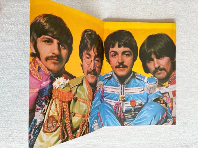 Bd Beatles Story , Marvel super Spécial ! Album Artima, vintage
