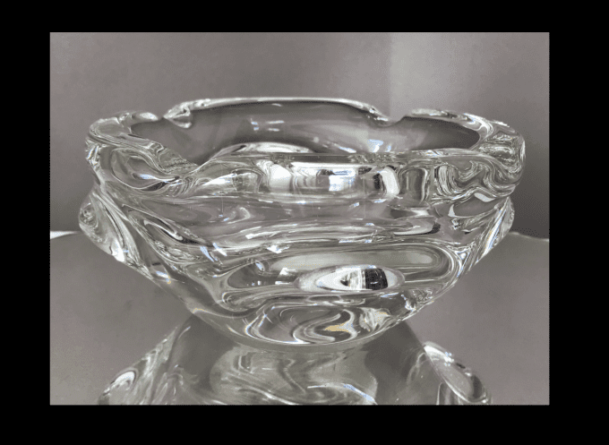 Beau cendrier / Vide poche, Design, en verre transparent