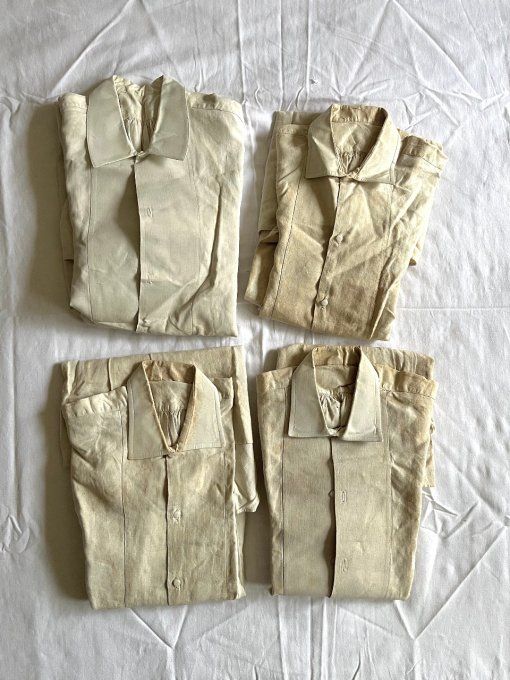 Biaude, Longue chemise ancienne à col français, plis devant et dos