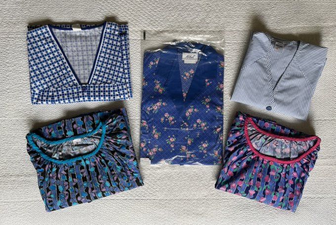 Blouse vintage, tablier à petits carreaux bleus et blancs style vichy,  Neuf